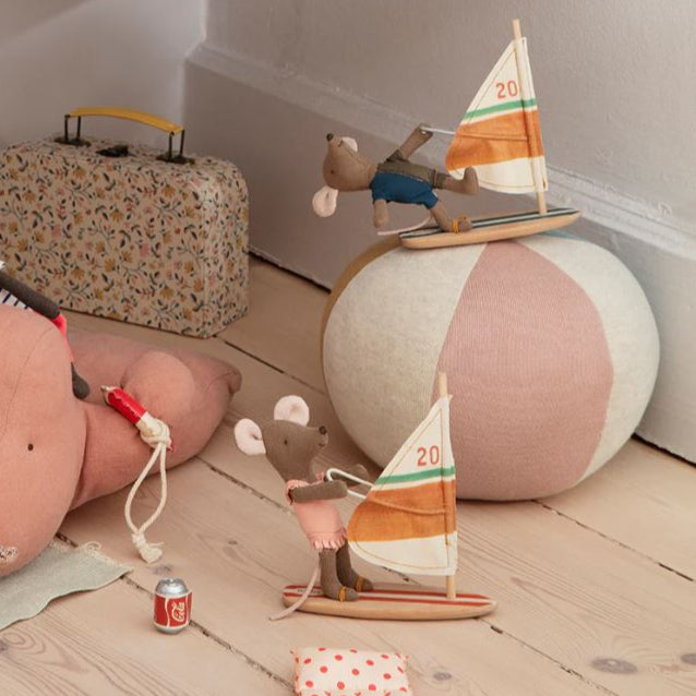 Maileg rantahiiri, tyttö