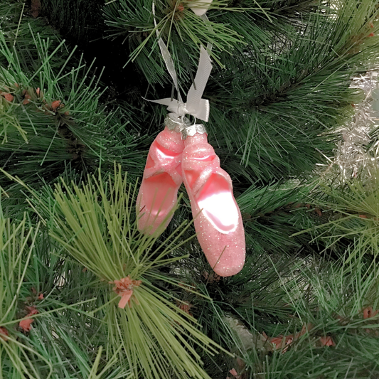 Villa Weiste, lasiset pinkit balettitossut