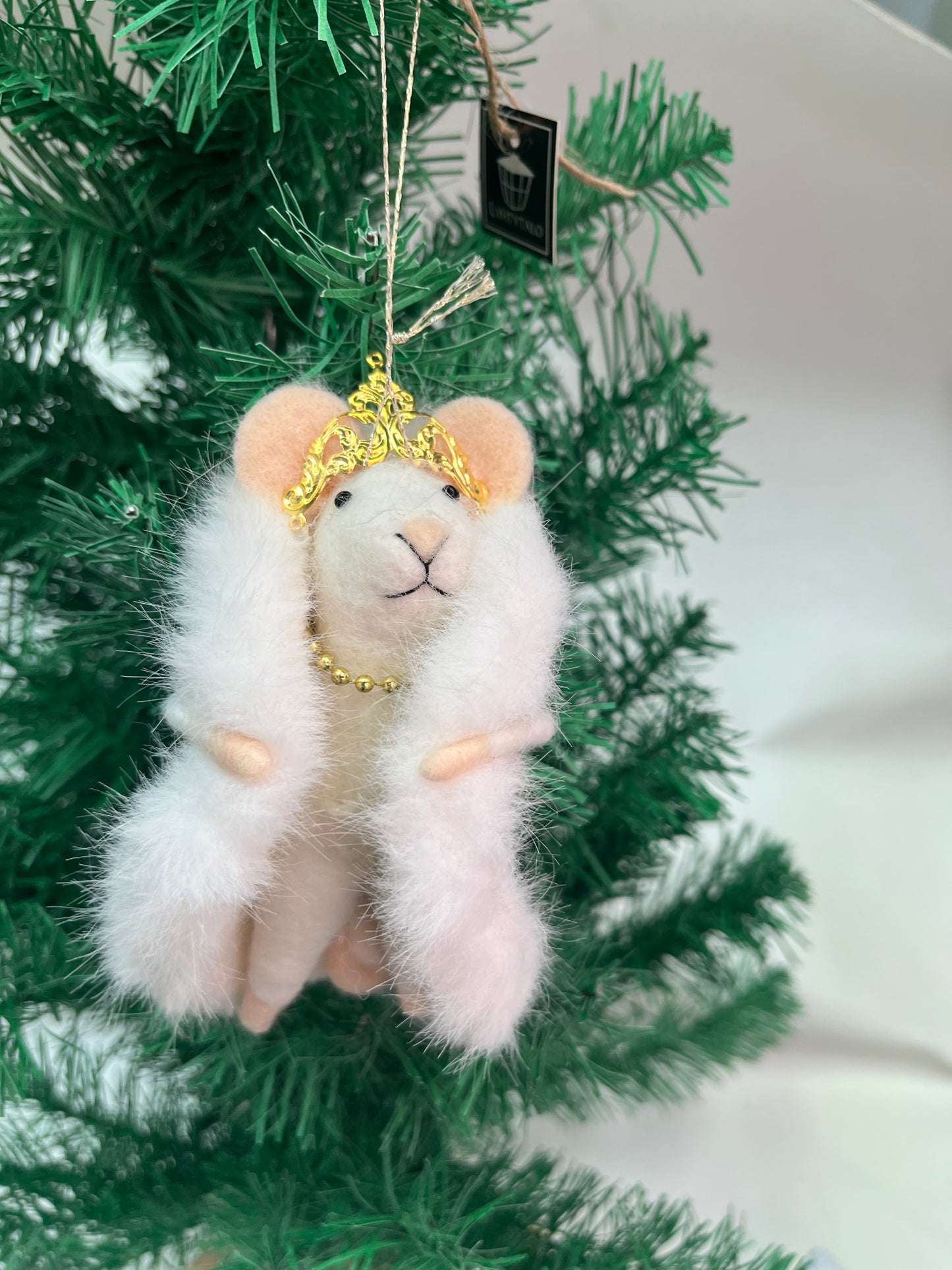 Lyhtytalo, kuningatarhiiri