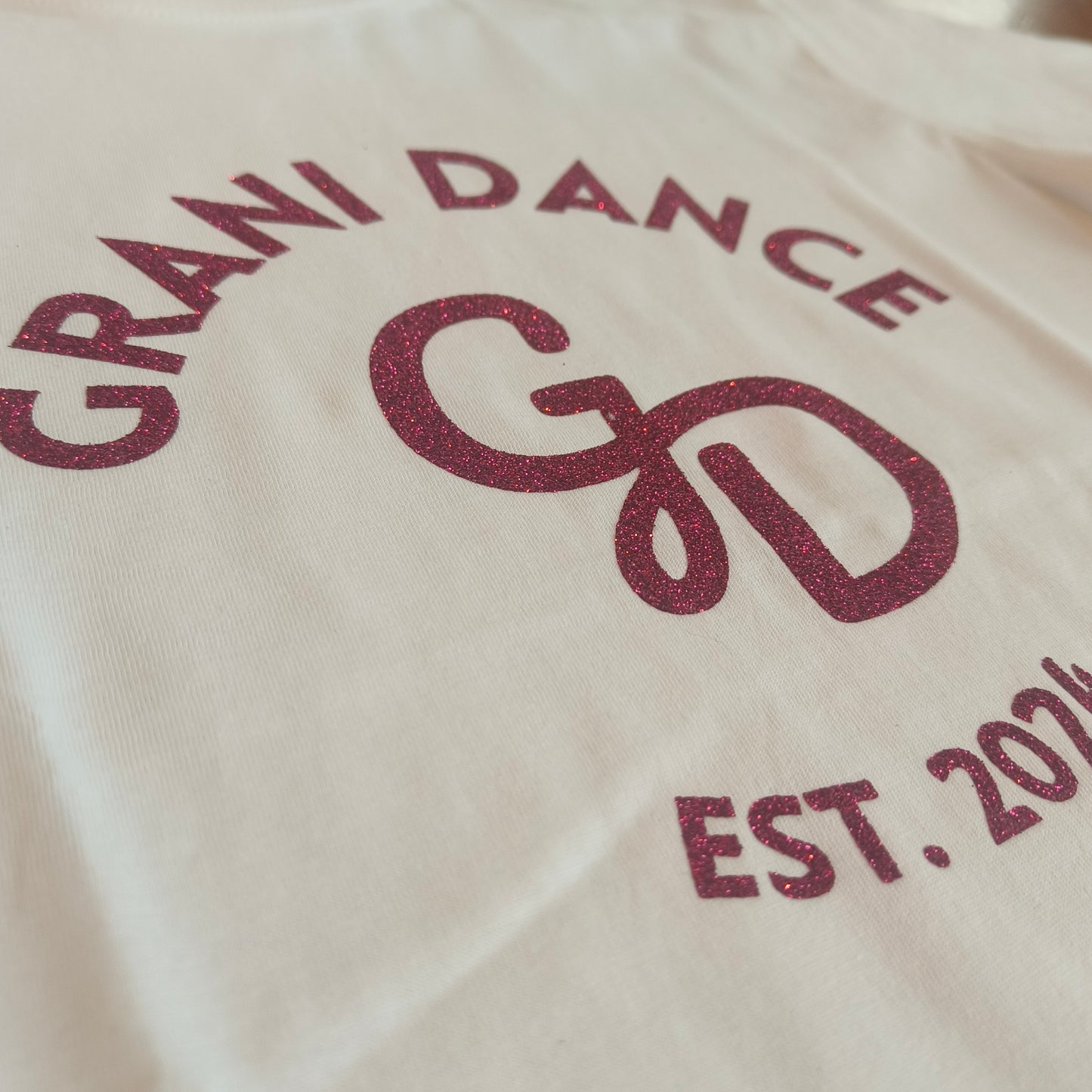 Grani Dance lasten t-paita, valkoinen fuksia glitteri