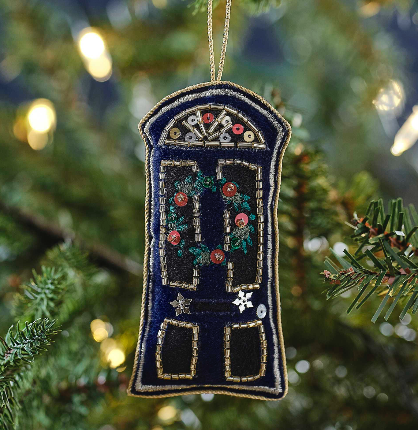 Ginger Ray, Huopainen joulukoriste, ovi