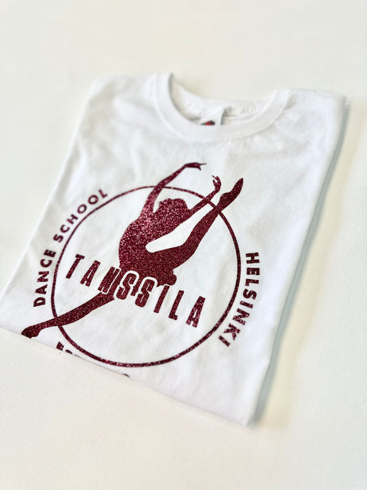 Tanssila, valkoinen t-paita pinkillä glitterillä