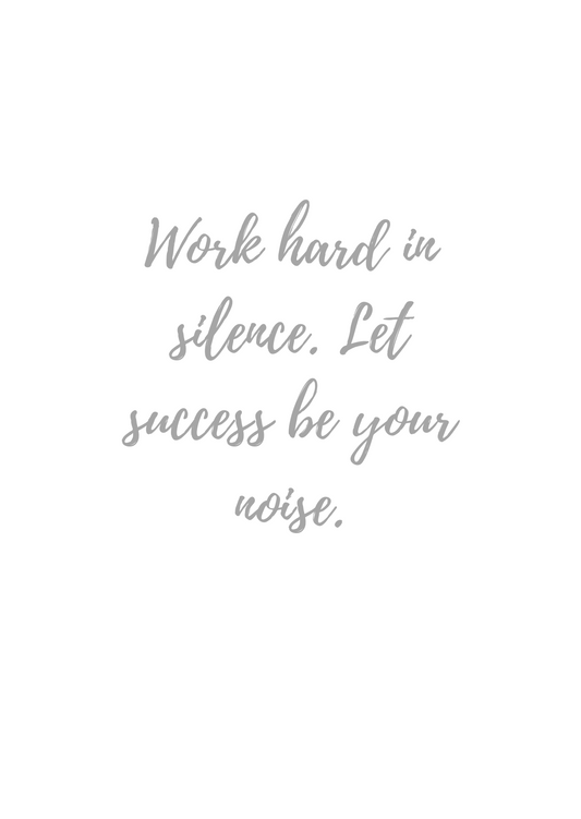 Igris, Work hard -quote, valkoinen