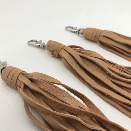 FMAM, beige avaimenperä