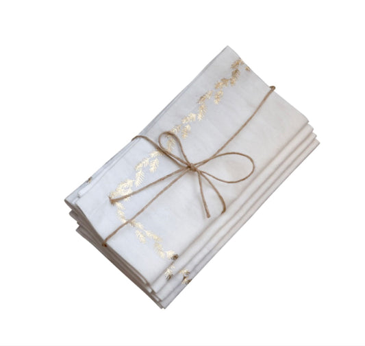 Chic Antique -kangasservetti 4:n setti