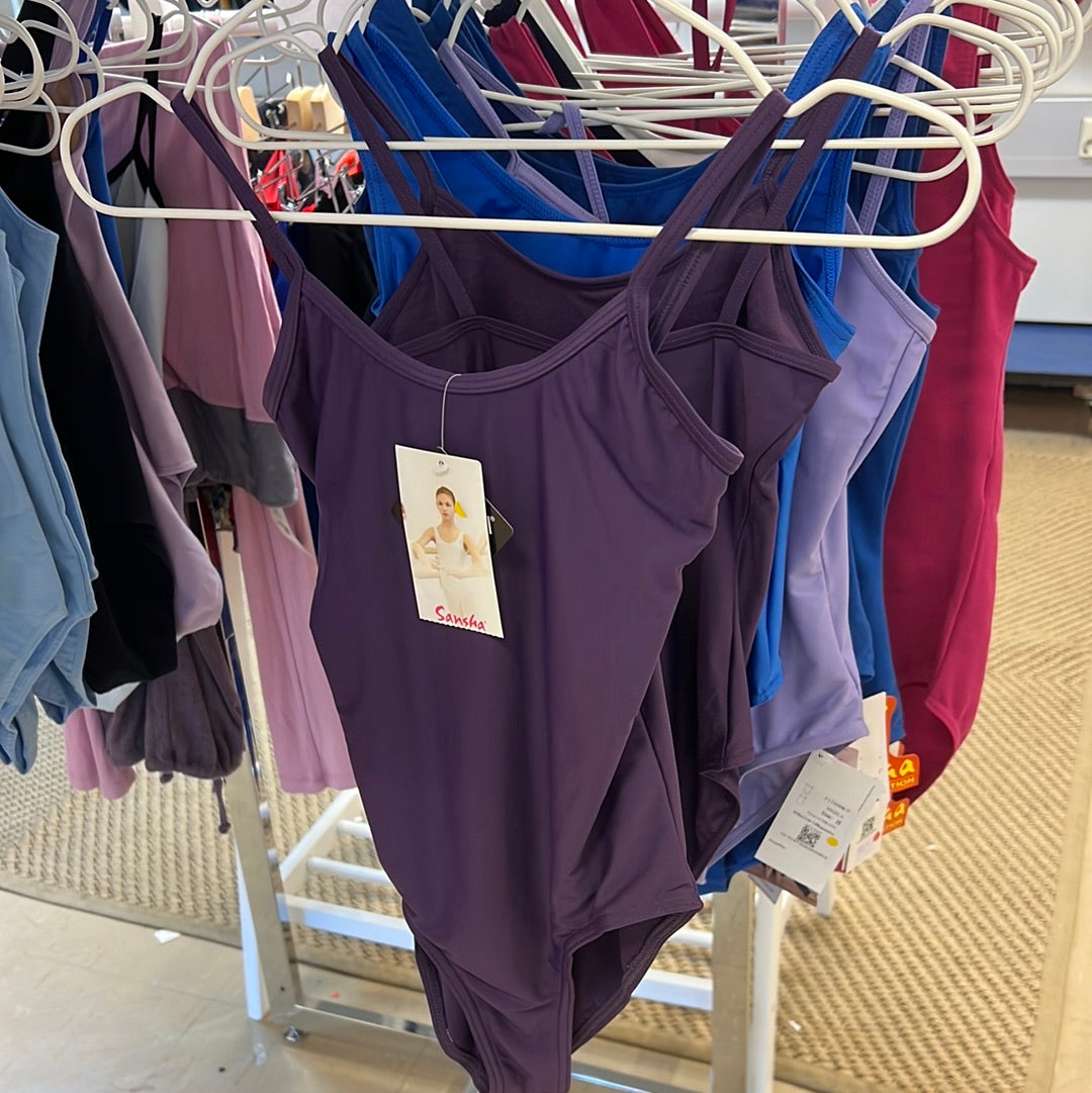 Sansha, tummanliila Angela (koko G)