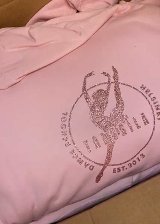 Tanssila -huppari, vaaleanpunainen, pinkki glitteripainatus