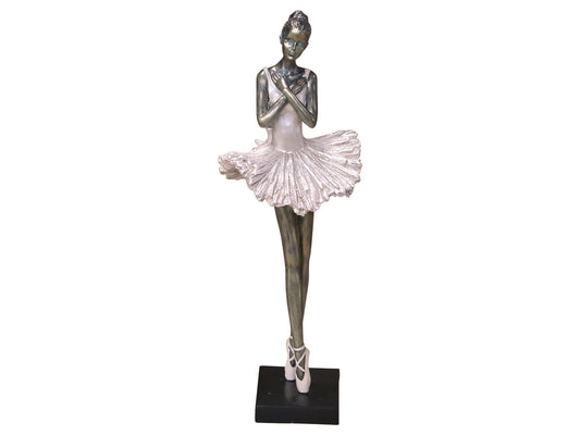 Chic Antique, ballerina-patsas 1